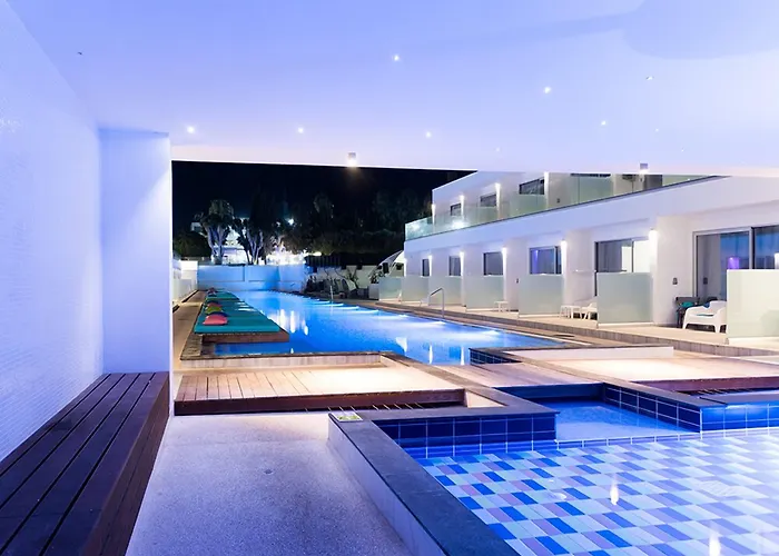 Fedrania Gardens Hotel