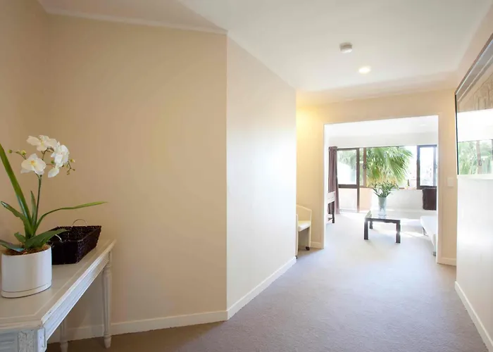 Romantic hotel: Auckland Airport Kiwi Hotel