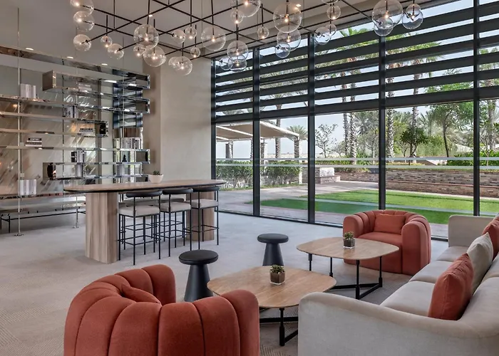3 sterren hotel: Yas Plaza Bay By Ihg