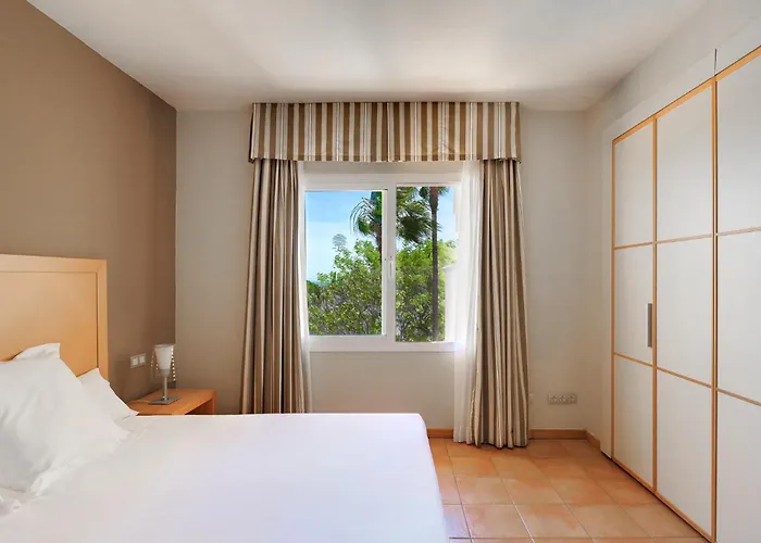 Elviria Hills Living