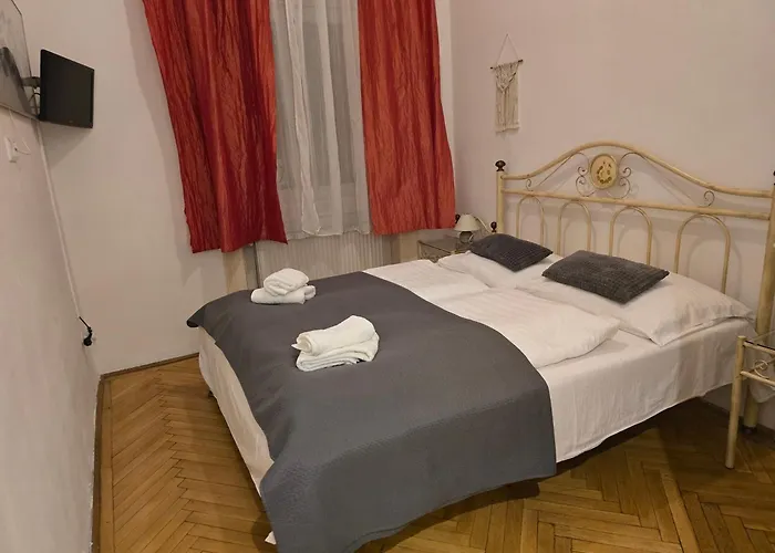 Budapest B&B Bed And Breakfast