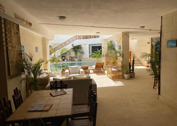 Hôtel avec piscine: Blue Vision Diving Hotel