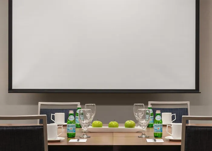 Spa Hotel: Homewood Suites Techridge Parmer @ I-35