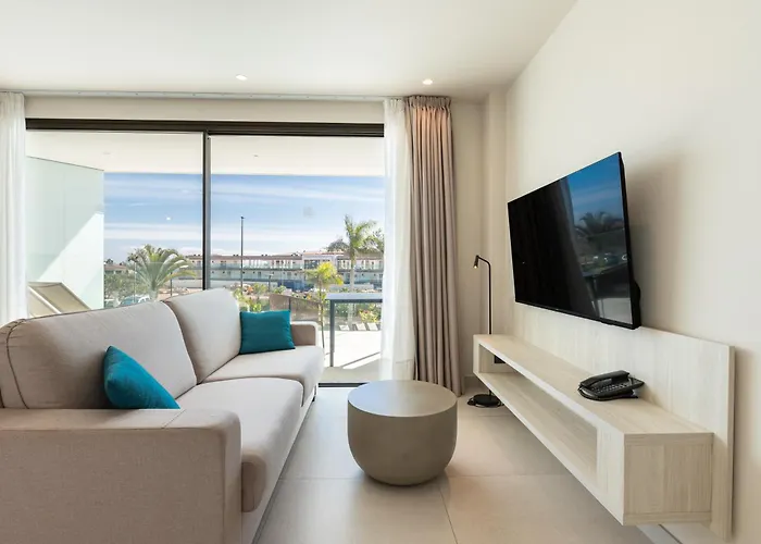 Amarilla Golf Residences