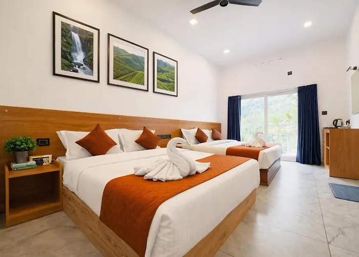 Family Hotel: Mount Court Munnar