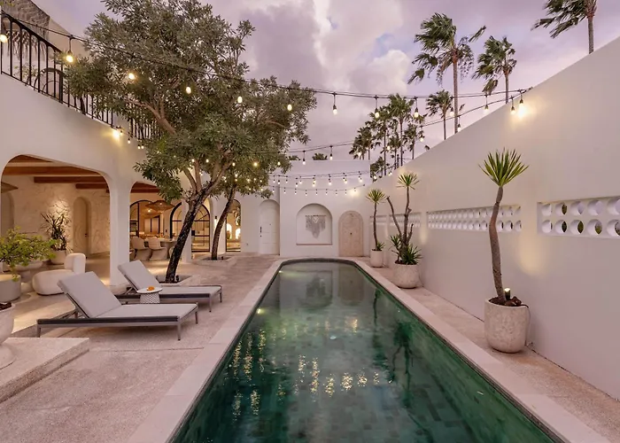 5 Bedrooms Luxury Villa Casa Contenta Canggu