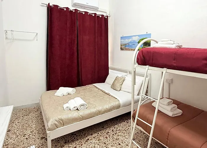 House Corso Umberto Rooms & Comfort By Loveinthetravel