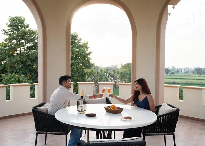 Private Villa: Stayvista'S Mystic Castle With Terrace, Swimming Pool, Lawn With Gazebo