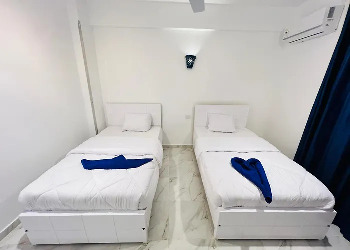 Happiness Guest House