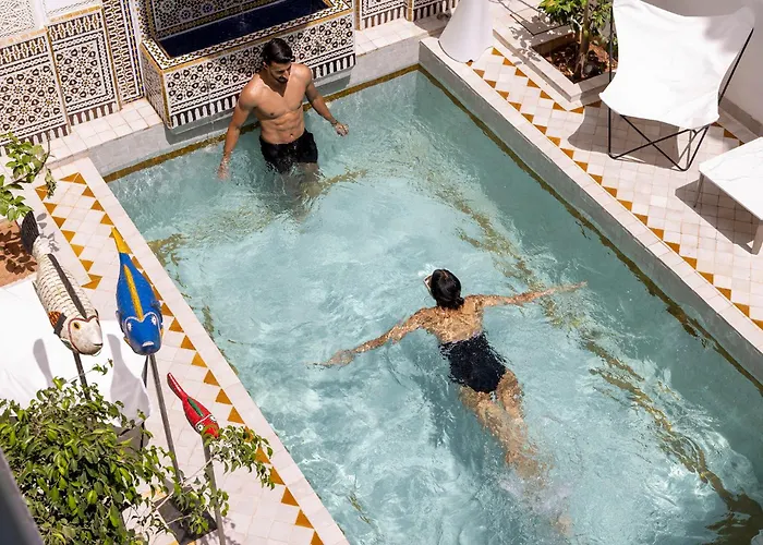  Laz Mimoun & Spa