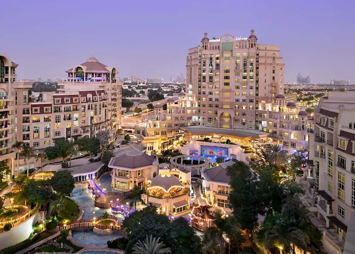 Hotel de luxo Apenas: Swissôtel Al Murooj Dubai