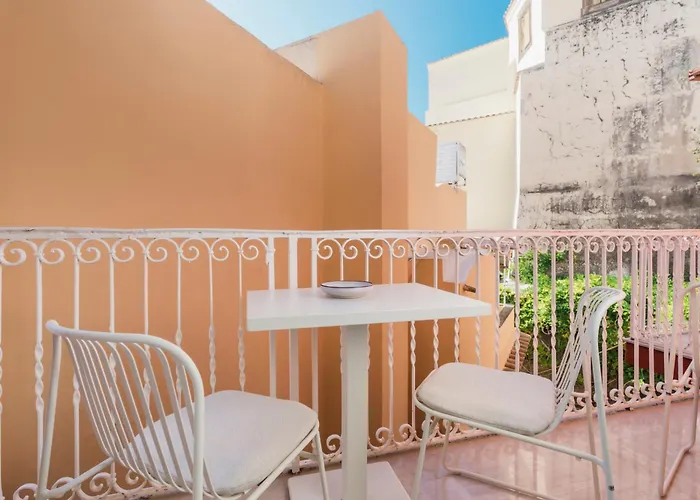 Сity center hotels Villa La Tartana