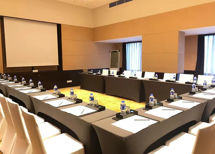 Intercontinental Shanghai Pudong By Ihg