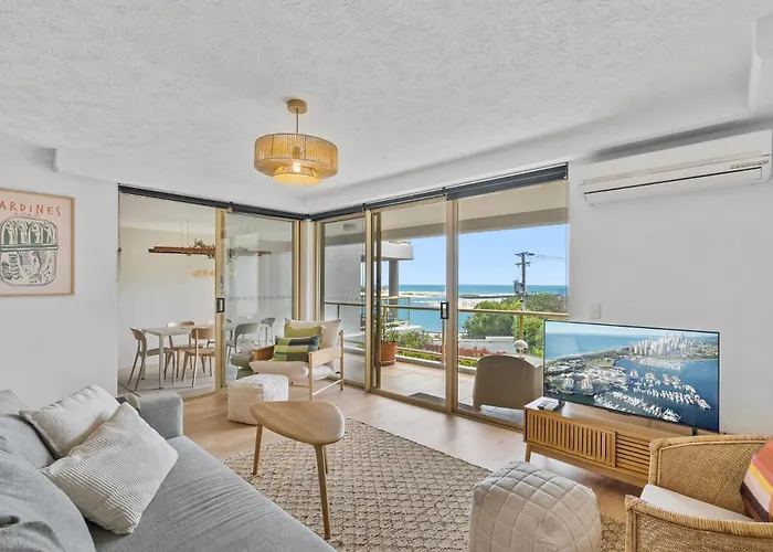 Hotels Close to Airport Little Cove Currumbin