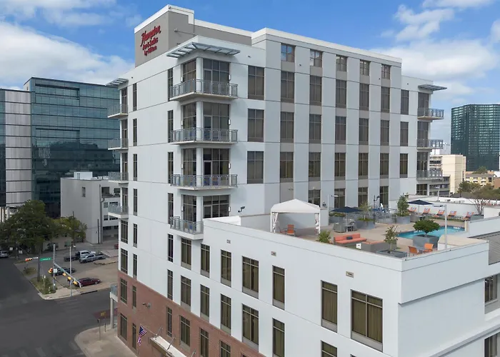 Hampton Inn And Suites University Capitol