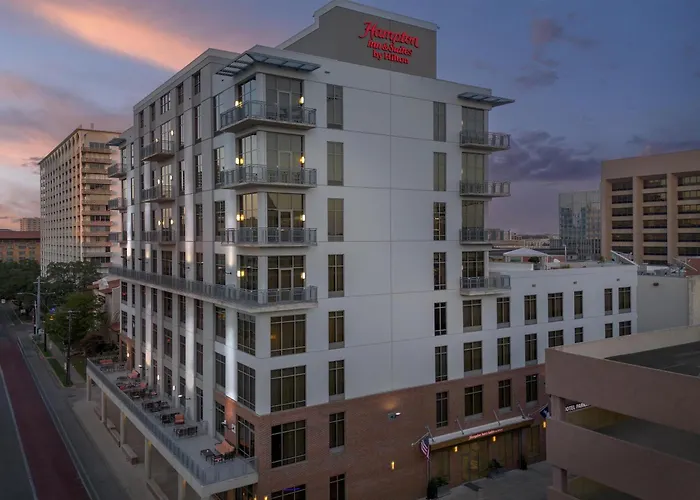 Hampton Inn And Suites University Capitol
