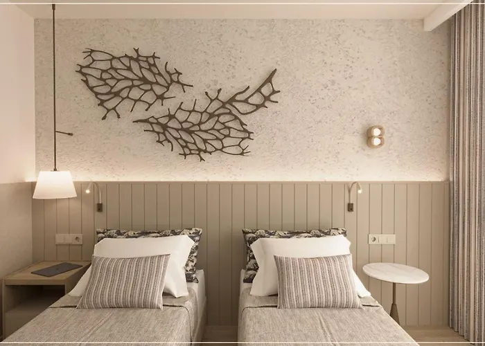 Strandhotel: Golden Lotus Hotel