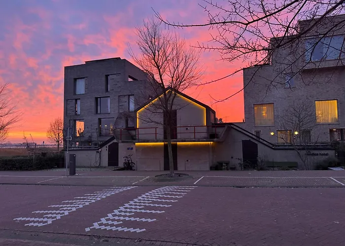 vondice hotel