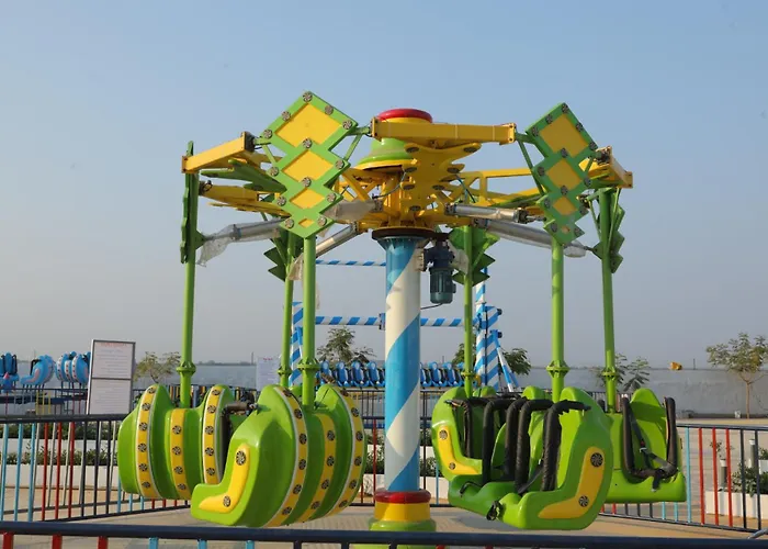 5 star hotel: Amazing Fun World By Nexottel