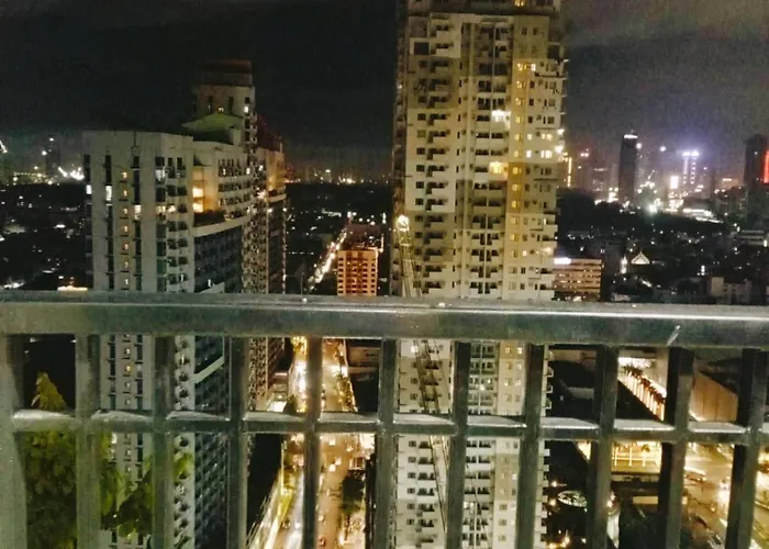 Queen V3 Manhattan Parkview Tower 1