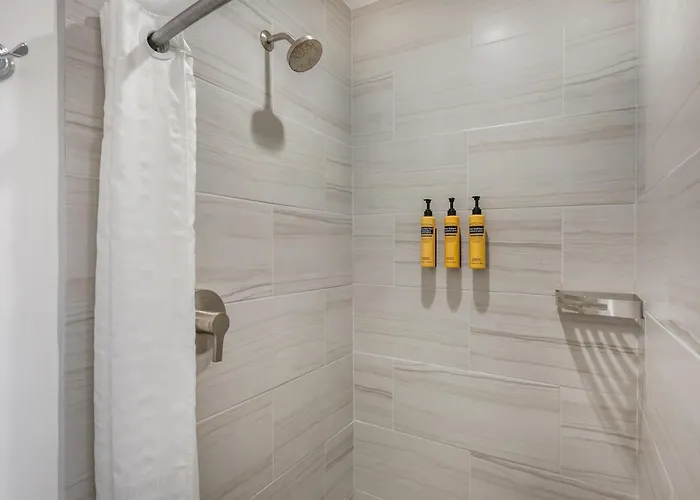 Best Western Plus Santa Barbara