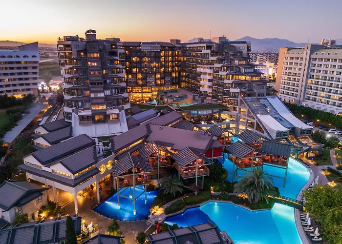  Limak Lara Deluxe & Antalya