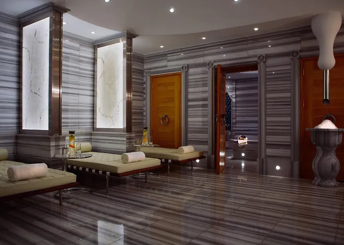 In Luxury hotels Renaissance Izmir
