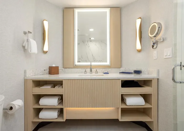 Loews Nashville Hotel At Vanderbilt Plaza