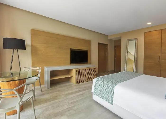 Golf hotels Yucatan Playa Del Carmen, Tapestry Collection By Hilton (Adults Only)