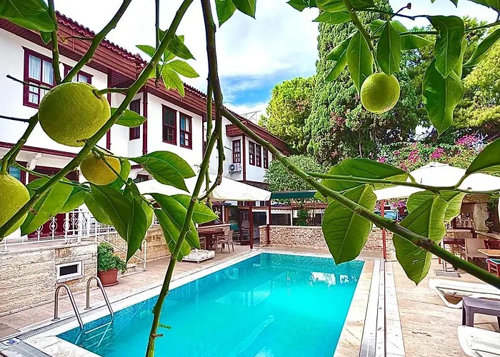 Urcu Hotel