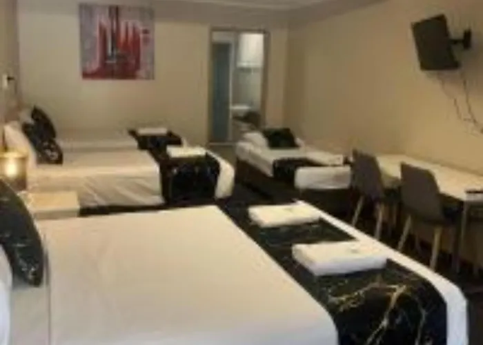 3 star hotels Kalua