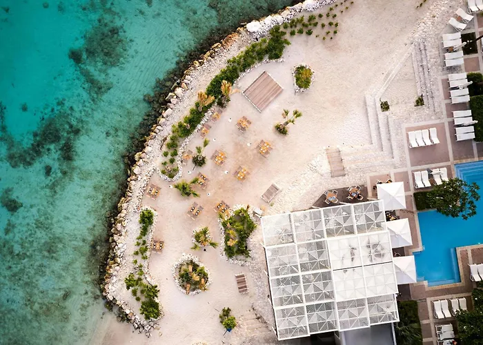 Kid friendly hotel Curacao Marriott Beach
