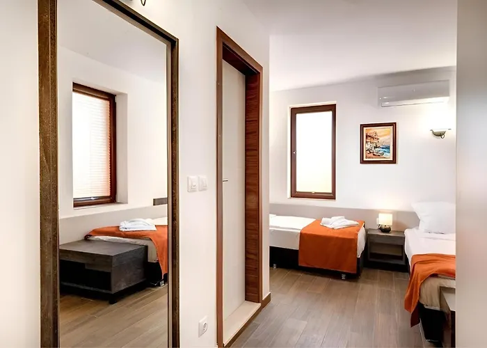 Panorama Blue Family Hotel And Free Parking