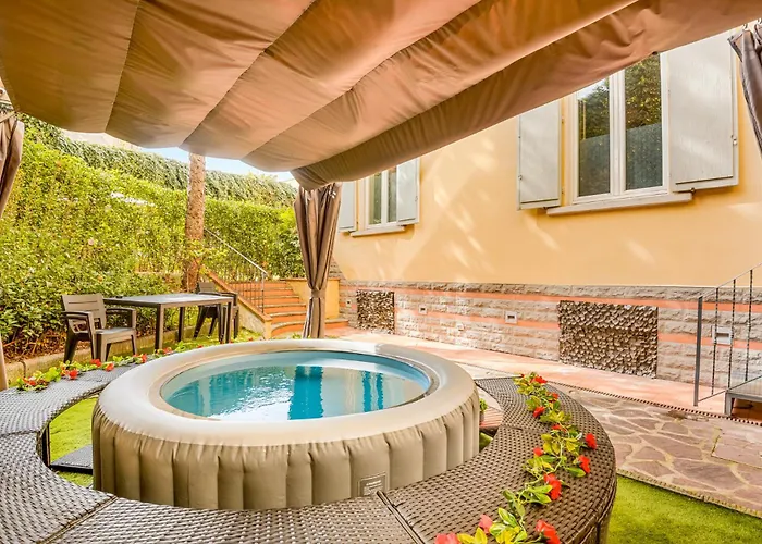 Cheap hotels Aurora Garden Lodging - Rooms & Apartment