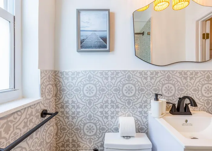 Hotels Close to Airport Casa Agave Miami