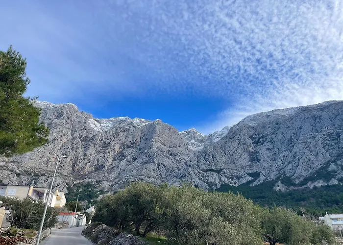 petra; Veliko Brdo