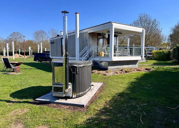 Centraal gelegen hotel: Maasparcje ecoLodge K2 Roermond