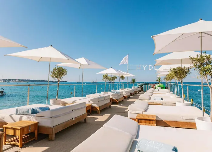 Hotel with view: Mondrian Cannes