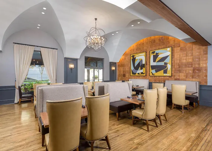 Perros hoteles Hilton Dallas-Park Cities