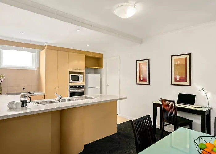 Comfort Apartments Royal Gardens