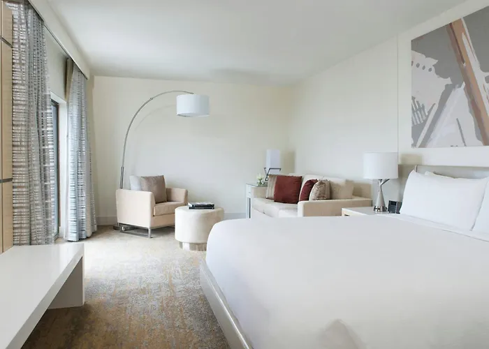 Chicago Marriott Downtown Magnificent Mile