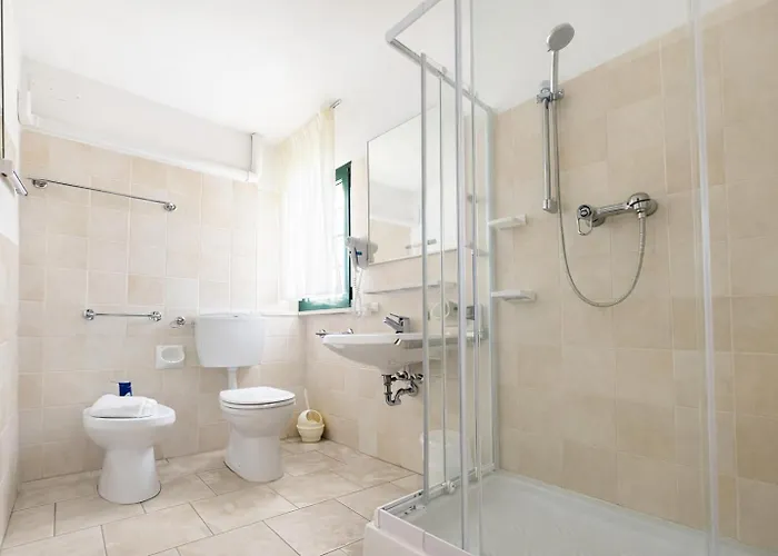 Hotel Jacuzzi: Hotel Centrale