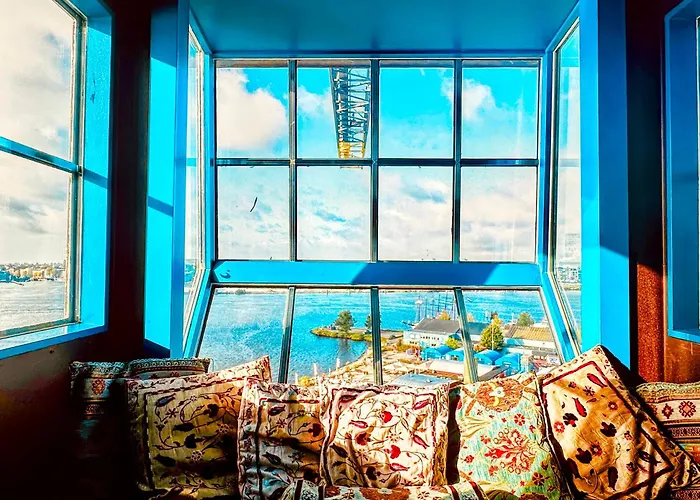 Crane Hotel Faralda