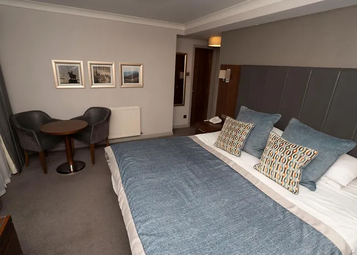 Golden Lion Hotel