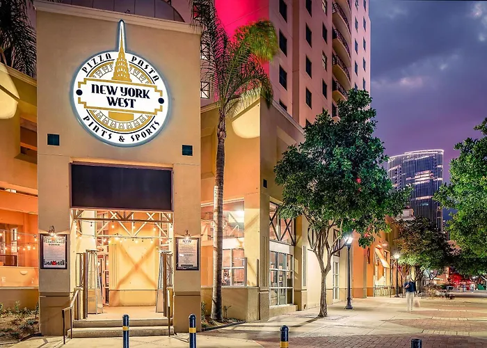 4 star hotel: Embassy Suites By Hilton San Diego Bay Downtown