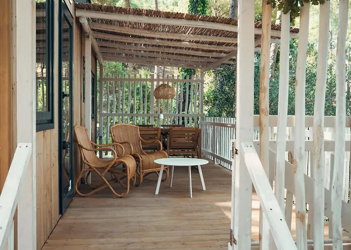 Weekend Glamping Resort