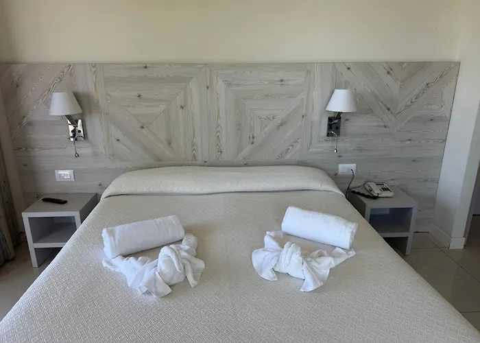 Hotel Holiday