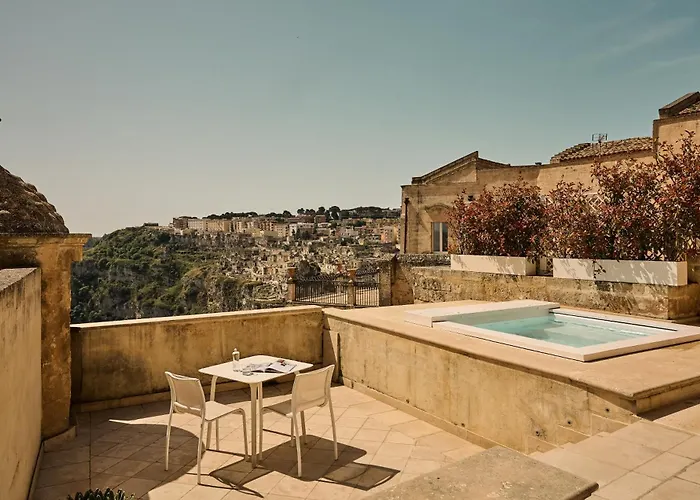 Hot Tub in Room Palazzo Gattini - Vretreats