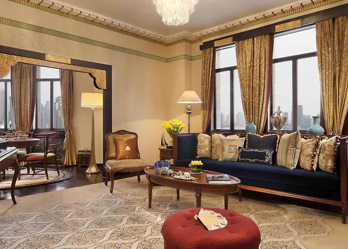 Jacuzzi hotel: Fairmont Peace Hotel On The Bund