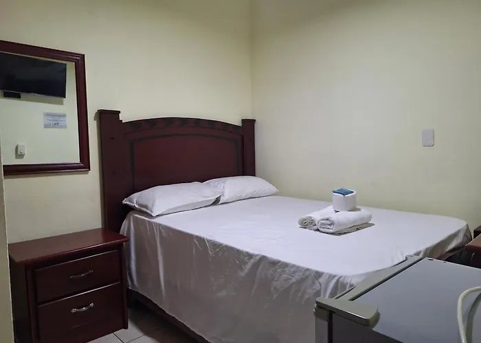 Hotel Enrique I Gazcue